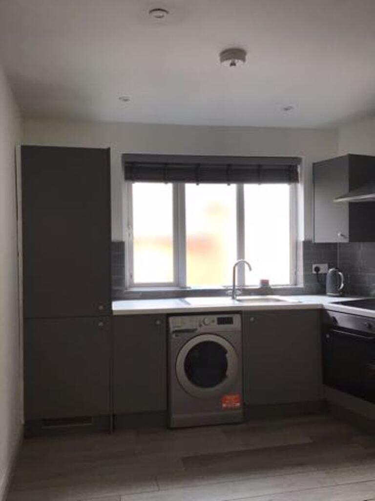 1 bed 1st Floor Flat for rent in Bolton. From Campus Cribs Ltd - Bolton