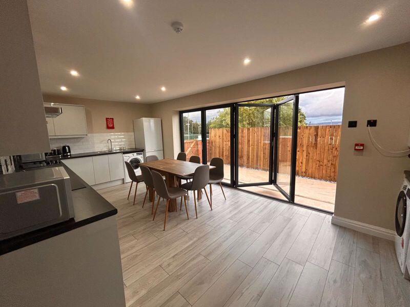 1 bed House Share for rent in Little Lever. From Campus Cribs Ltd - Bolton