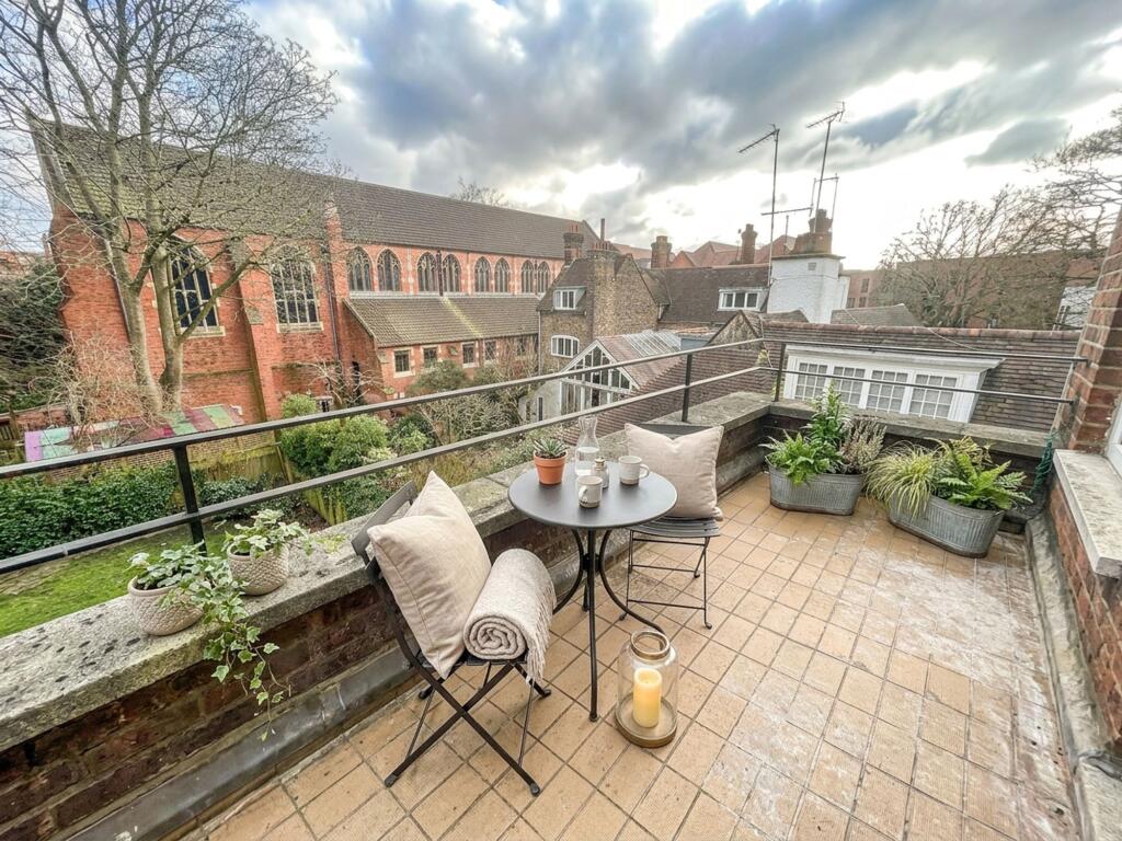 3 bed Apartment for rent in Hampstead. From Legacy Property Consultants Ltd - London