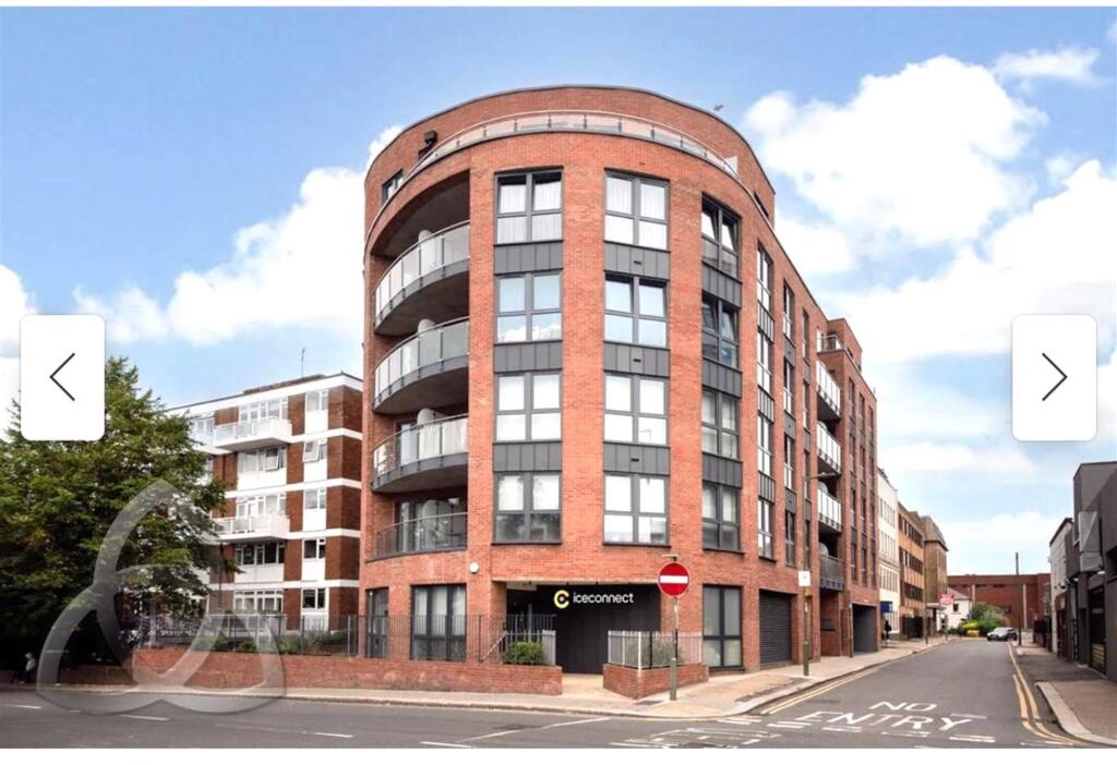 3 bed 1st Floor Flat for rent in Finchley. From Legacy Property Consultants Ltd - London 3 bed 1st Floor Flat for rent in Finchley. From Legacy Property Consultants Ltd - London