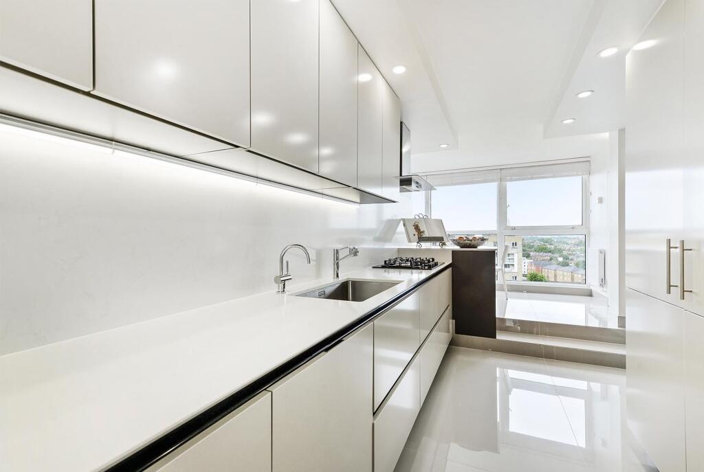 5 bed Penthouse for rent in Hampstead. From Legacy Property Consultants Ltd - London 5 bed Penthouse for rent in Hampstead. From Legacy Property Consultants Ltd - London