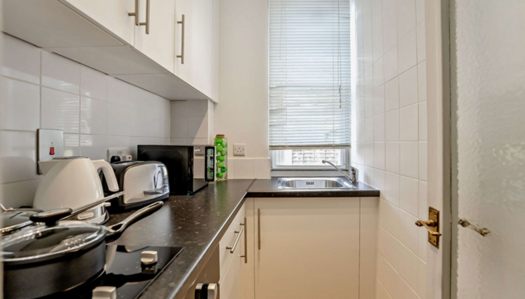 4 bed Studio for rent in Westminster. From Legacy Property Consultants Ltd - London