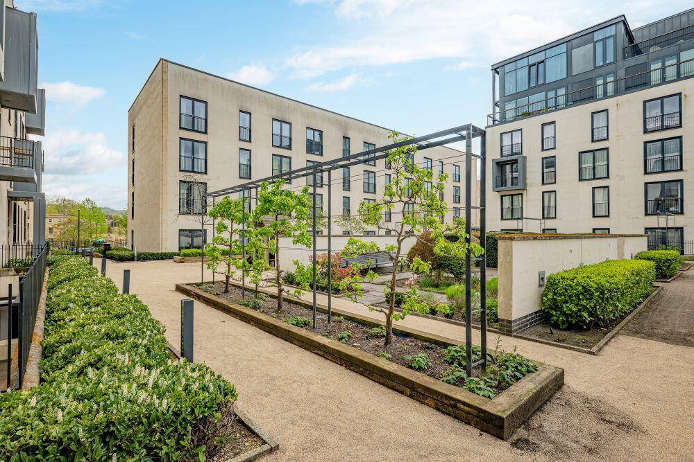 1 bed Apartment for rent in Bath. From Crisp Cowley (Bath) Ltd - Bath
