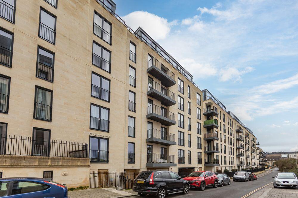 2 bed Apartment for rent in Bath. From Crisp Cowley (Bath) Ltd - Bath