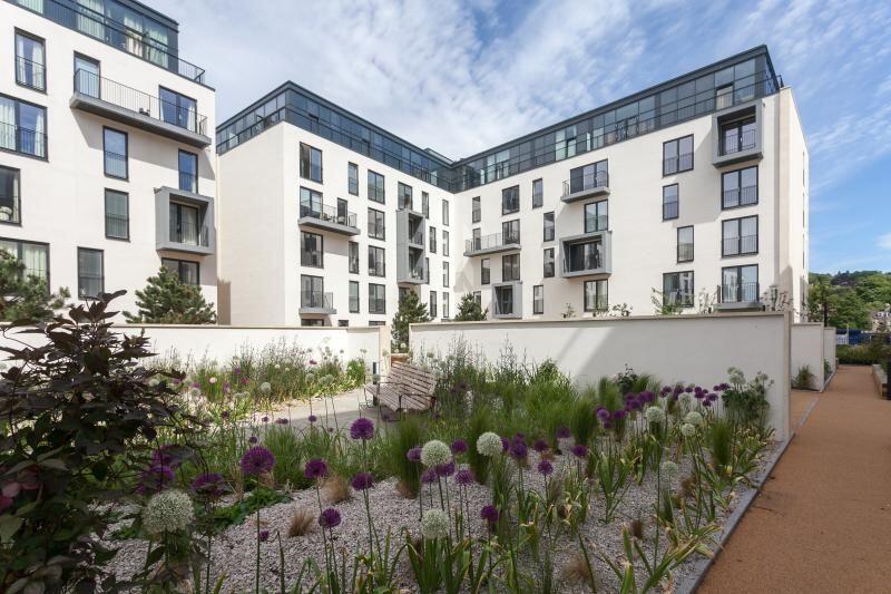 2 bed Apartment for rent in Bath. From Crisp Cowley (Bath) Ltd - Bath