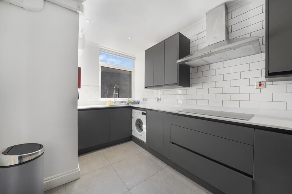 4 bed Apartment for rent in Bethnal Green. From Ellis & Co - Bethnal Green