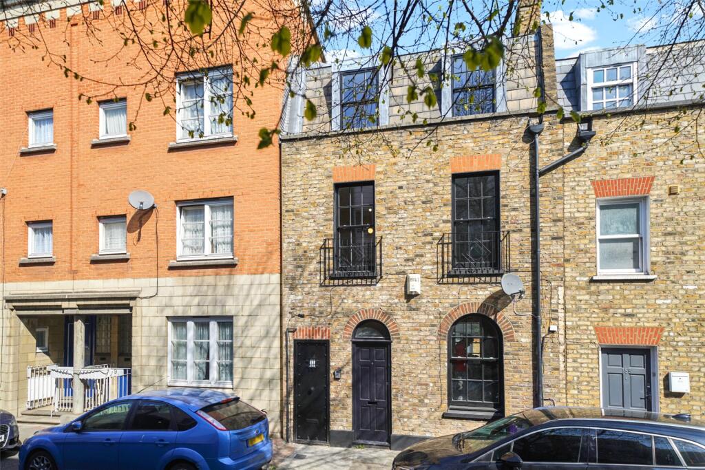 4 bed Mid Terraced House for rent in London. From Ellis & Co - Bethnal Green