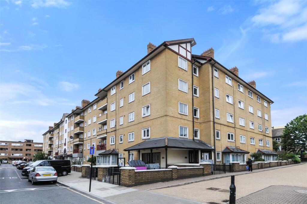 3 bed Apartment for rent in Bethnal Green. From Ellis & Co - Bethnal Green