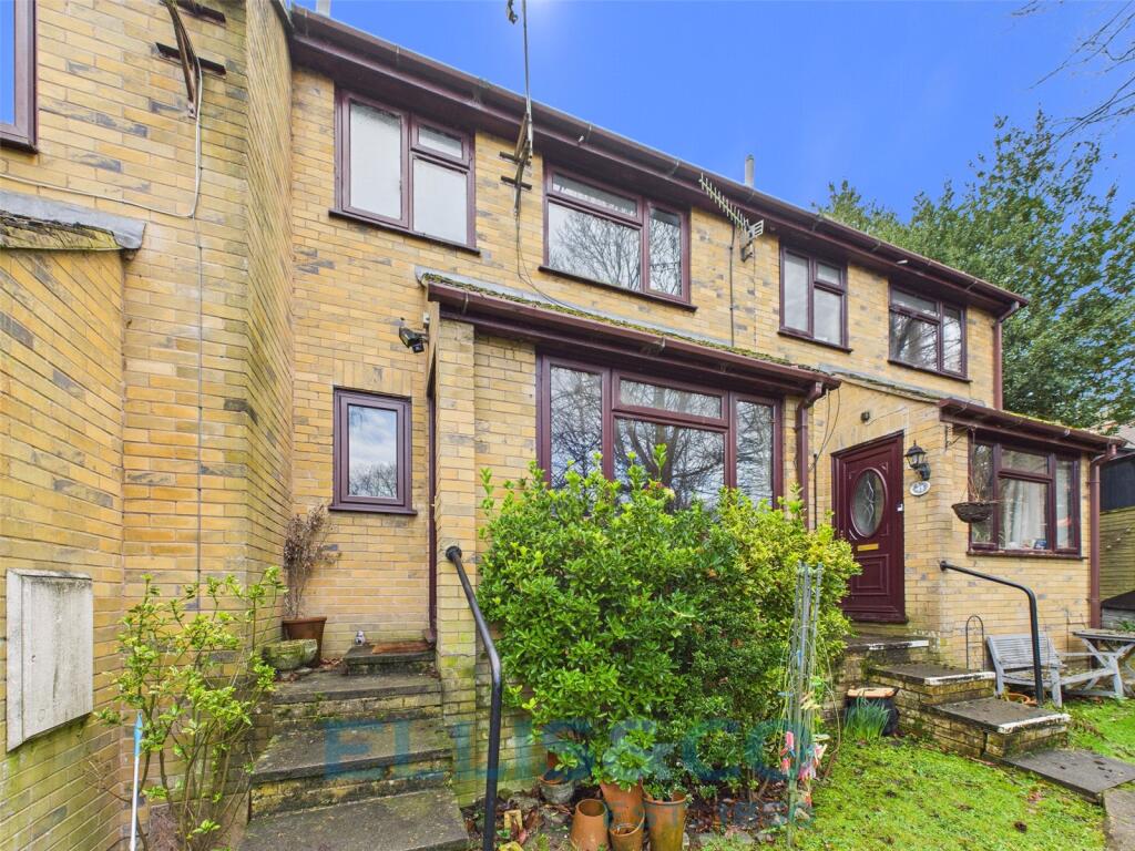 1 bed Mid Terraced House for rent in Southborough. From Ellis & Co - Tonbridge