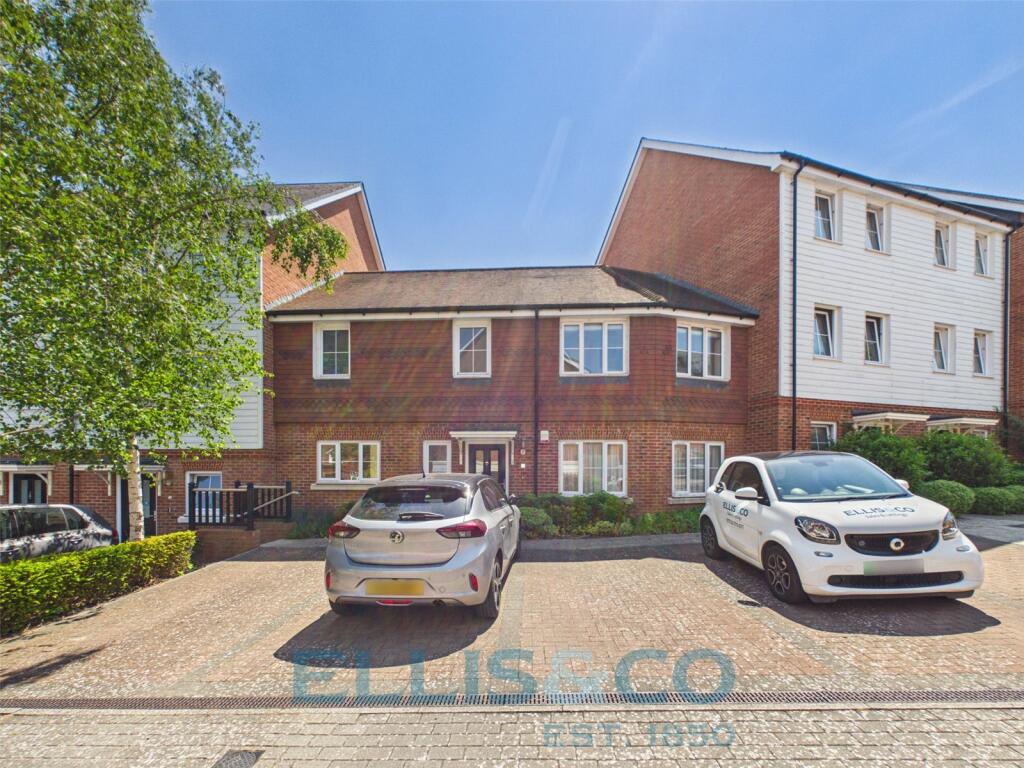 3 bed Mid Terraced House for rent in Otford. From Ellis & Co - Tonbridge
