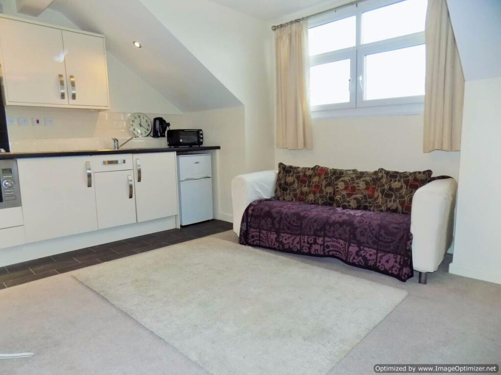 1 bed Apartment for rent in Shadwell. From Executive Lets - Leeds