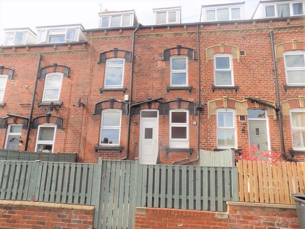 3 bed Mid Terraced House for rent in Leeds. From Executive Lets - Leeds 3 bed Mid Terraced House for rent in Leeds. From Executive Lets - Leeds