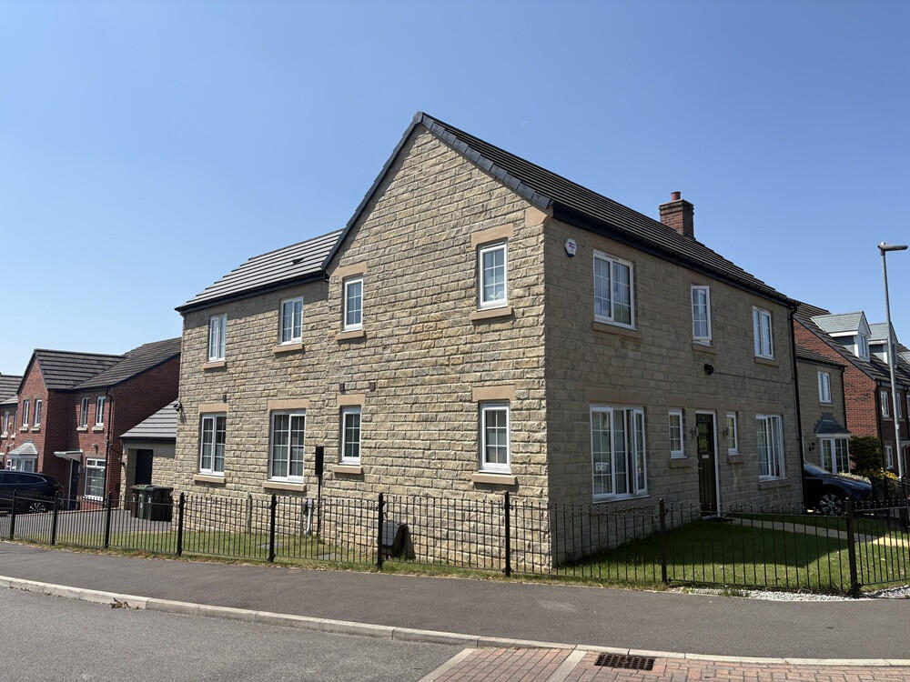 4 bed Detached for rent in Bramhope. From Executive Lets - Leeds 4 bed Detached for rent in Bramhope. From Executive Lets - Leeds