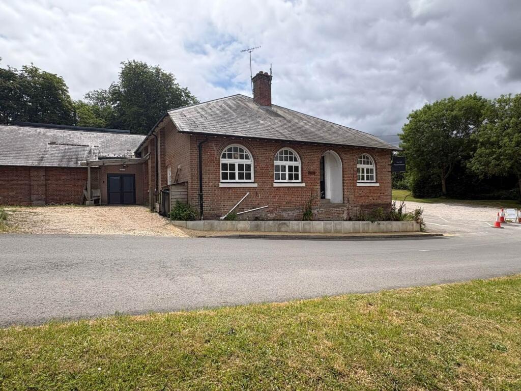 3 bed Bungalow for rent in Bryanston. From Forum Sales and Lettings - Blandford Forum