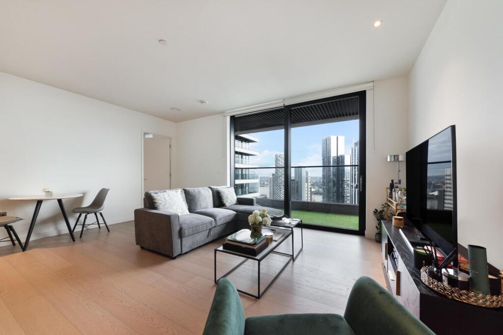 1 bed Apartment for rent in Poplar. From Johns & Co - Canary Wharf