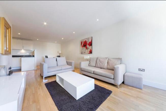 3 bed Apartment for rent in London. From Johns & Co - Canary Wharf
