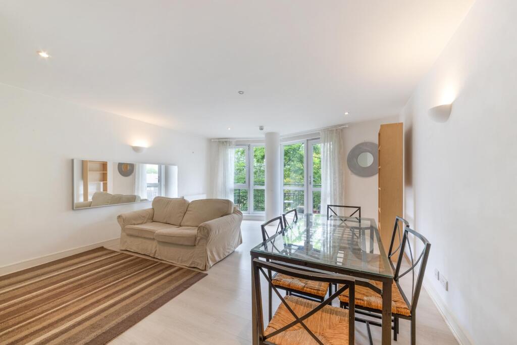1 bed Apartment for rent in London. From Johns & Co - Canary Wharf