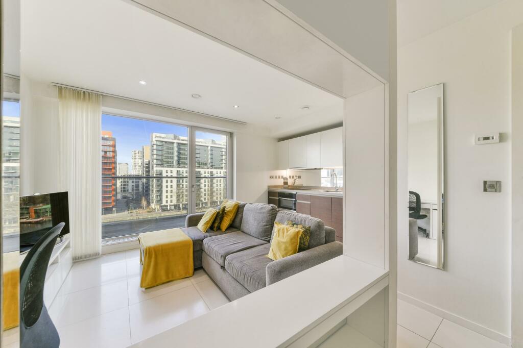 4 bed Apartment for rent in London. From Johns & Co - Canary Wharf 4 bed Apartment for rent in London. From Johns & Co - Canary Wharf