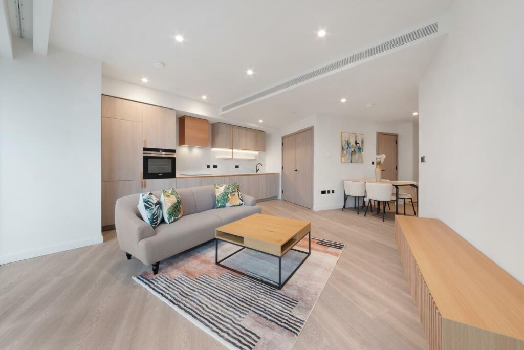 2 bed Apartment for rent in . From Johns & Co - Canary Wharf