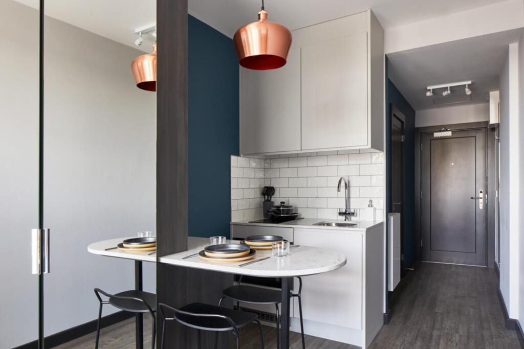 0 bed Apartment for rent in London. From Johns & Co - Canary Wharf