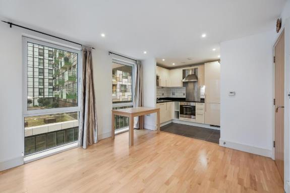 1 bed Apartment for rent in Poplar. From Johns & Co - Canary Wharf
