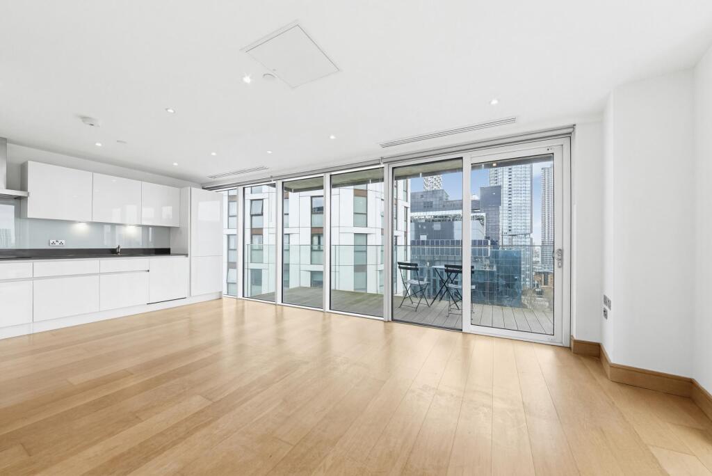 2 bed Apartment for rent in Poplar. From Johns & Co - Canary Wharf