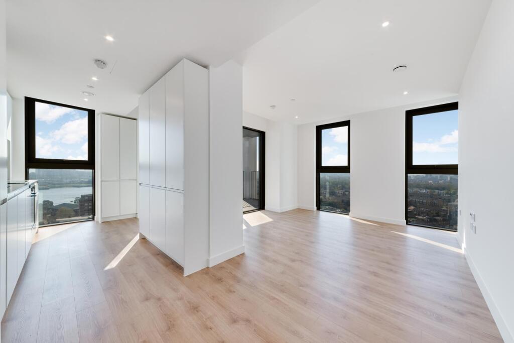 2 bed Apartment for rent in London. From Johns & Co - Canary Wharf