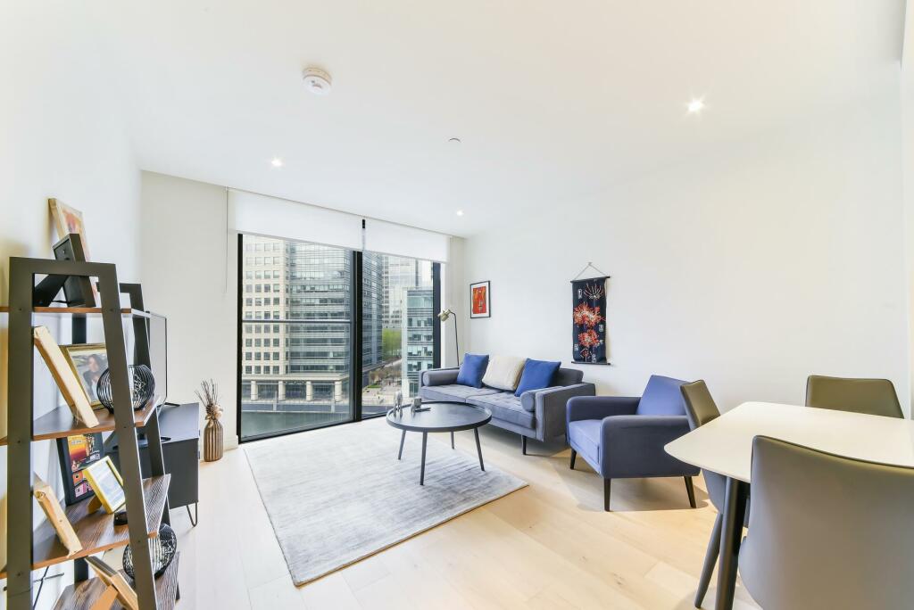 1 bed Apartment for rent in Poplar. From Johns & Co - Canary Wharf