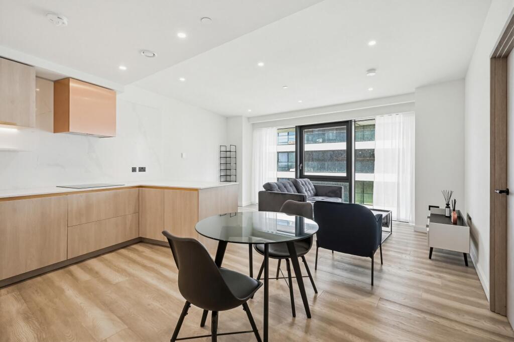 1 bed Apartment for rent in . From Johns & Co - Canary Wharf