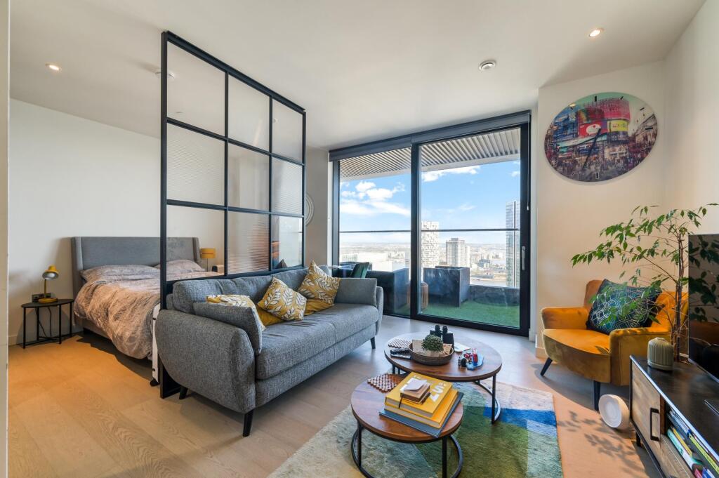 0 bed Apartment for rent in Poplar. From Johns & Co - Canary Wharf