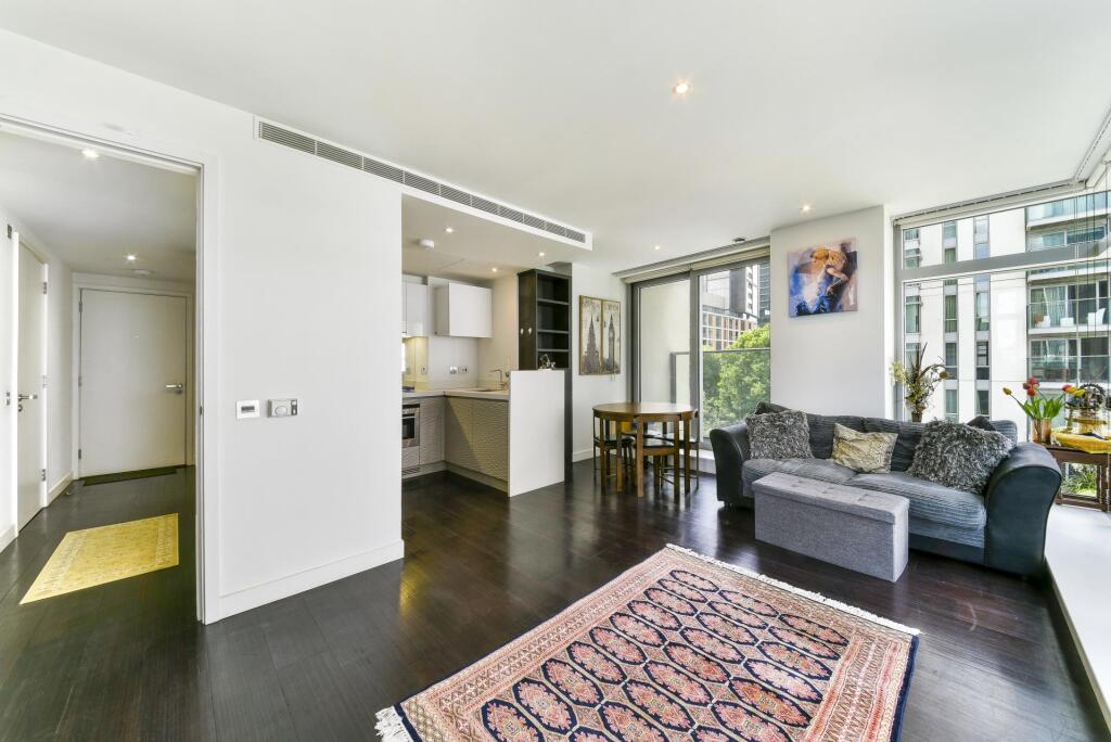 2 bed Apartment for rent in Poplar. From Johns & Co - Canary Wharf