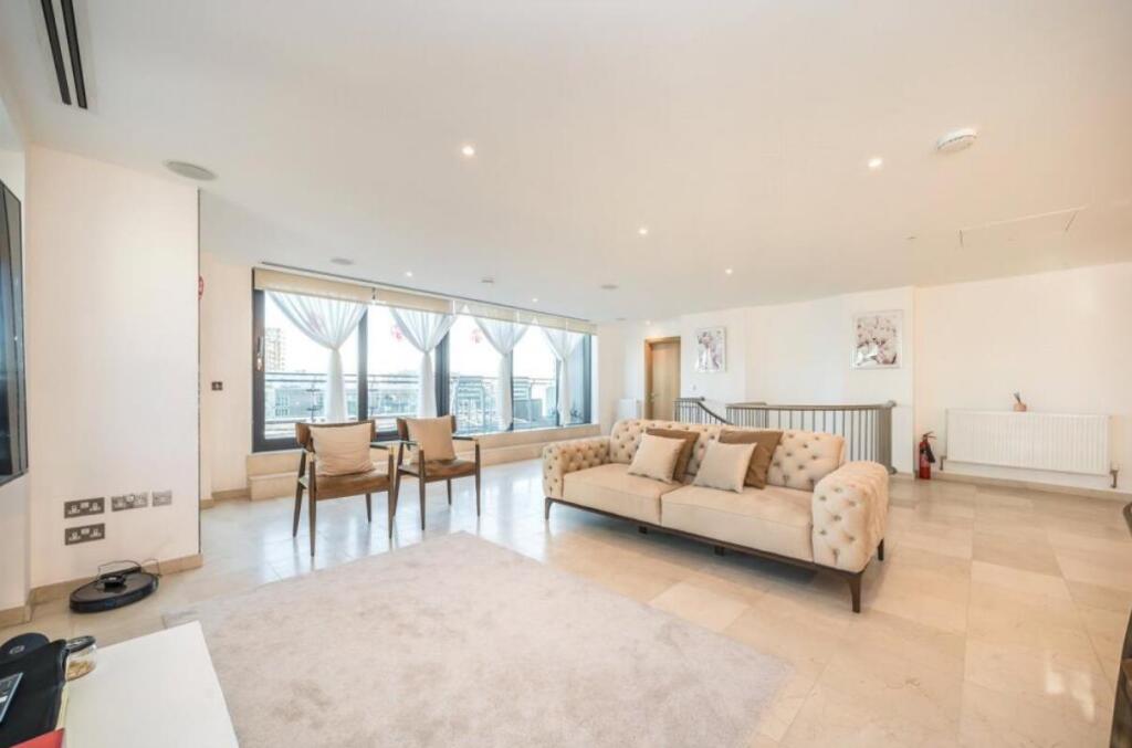 3 bed Apartment for rent in Poplar. From Johns & Co - Canary Wharf 3 bed Apartment for rent in Poplar. From Johns & Co - Canary Wharf