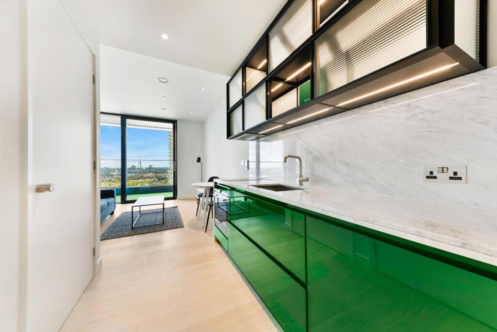 4 bed Apartment for rent in Poplar. From Johns & Co - Canary Wharf