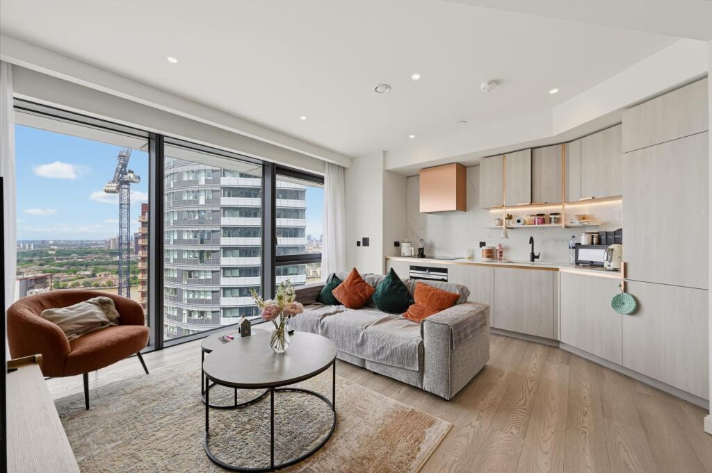 2 bed Apartment for rent in Poplar. From Johns & Co - Canary Wharf 2 bed Apartment for rent in Poplar. From Johns & Co - Canary Wharf