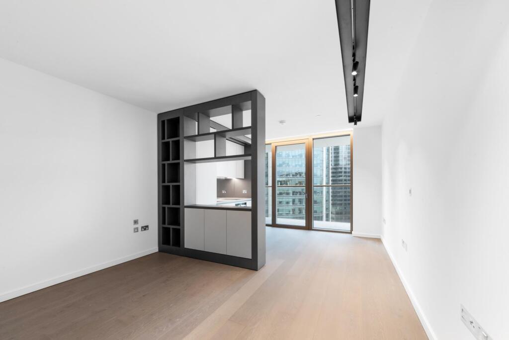 4 bed Apartment for rent in London. From Johns & Co - Canary Wharf