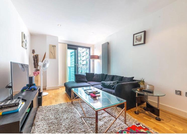 2 bed Apartment for rent in Poplar. From Johns & Co - Canary Wharf
