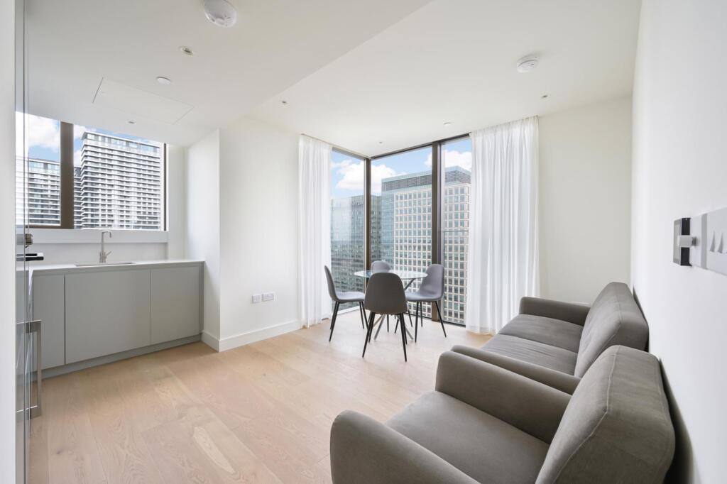2 bed Apartment for rent in Poplar. From Johns & Co - Canary Wharf