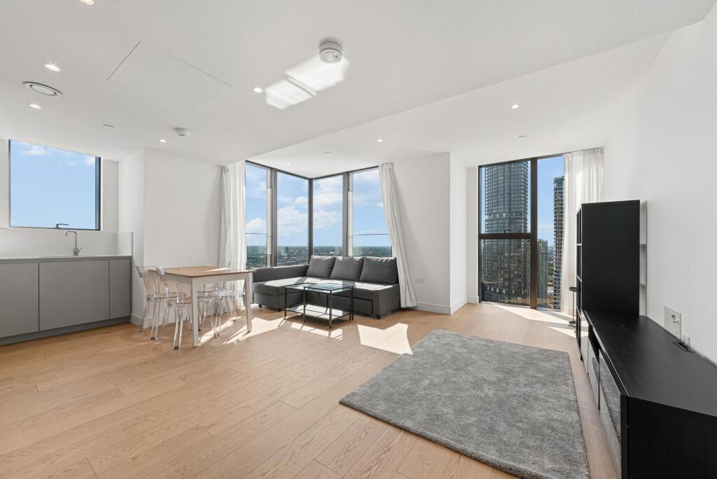2 bed Apartment for rent in Poplar. From Johns & Co - Canary Wharf