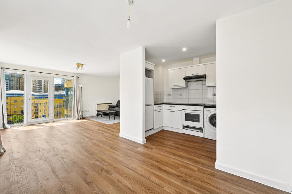 2 bed Apartment for rent in London. From Johns & Co - Canary Wharf