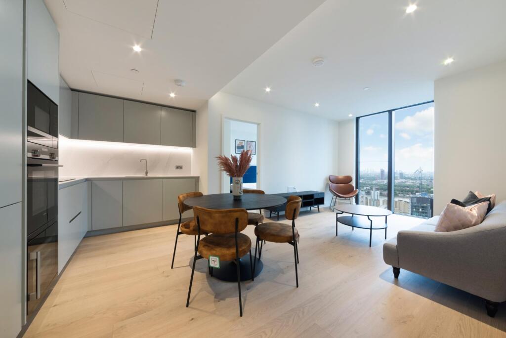 2 bed Apartment for rent in Poplar. From Johns & Co - Canary Wharf