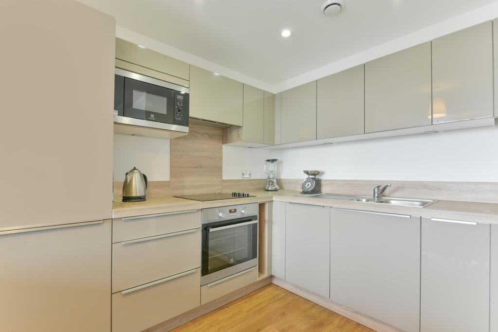 2 bed Apartment for rent in Lewisham. From Johns & Co - Canary Wharf 2 bed Apartment for rent in Lewisham. From Johns & Co - Canary Wharf