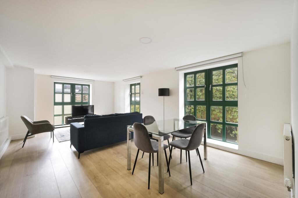 2 bed Apartment for rent in Poplar. From Johns & Co - Canary Wharf 2 bed Apartment for rent in Poplar. From Johns & Co - Canary Wharf