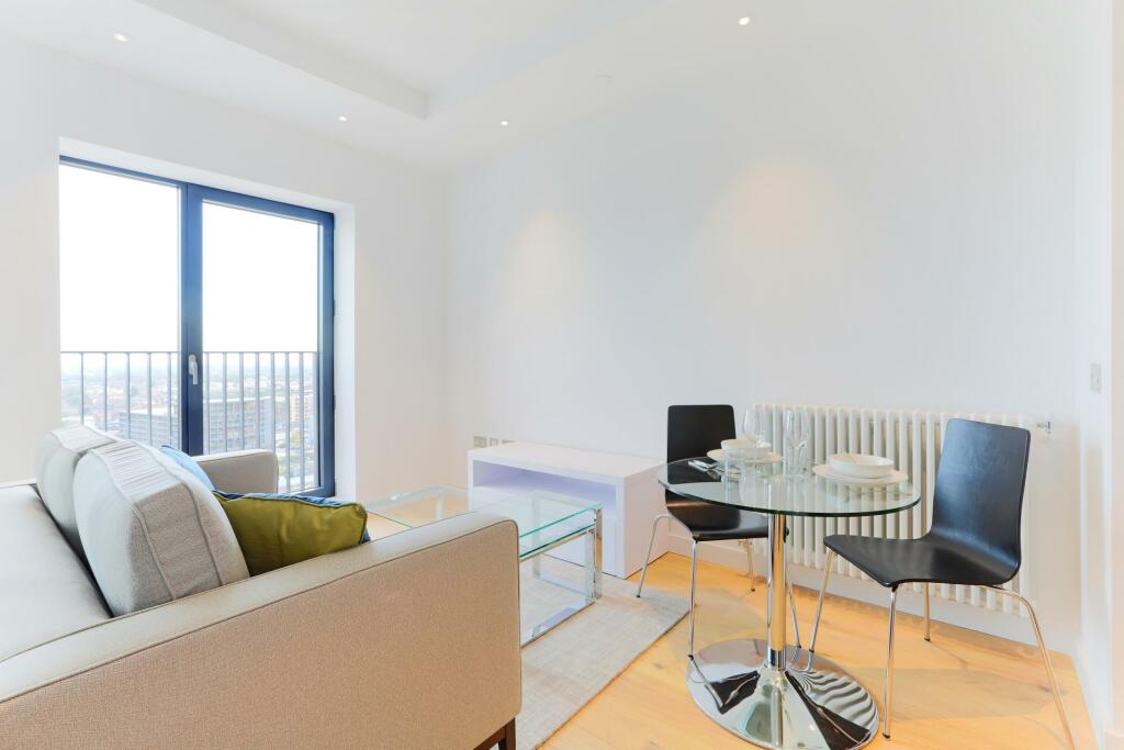 0 bed Apartment for rent in Poplar. From Johns & Co - New Providence Wharf