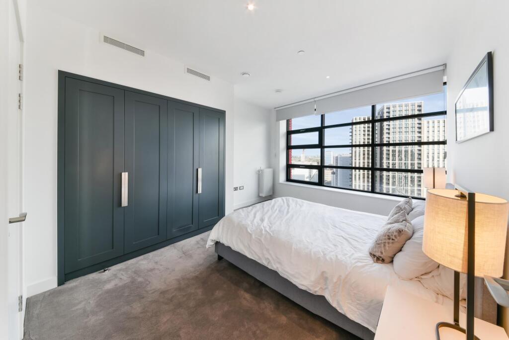 3 bed Apartment for rent in London. From JOHNS&CO - New Providence Wharf