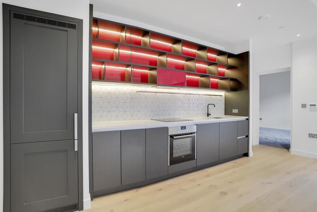 2 bed Apartment for rent in Poplar. From JOHNS&CO - New Providence Wharf