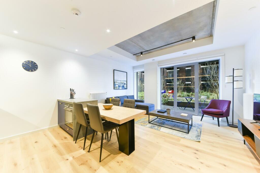 1 bed Apartment for rent in Poplar. From JOHNS&CO - New Providence Wharf