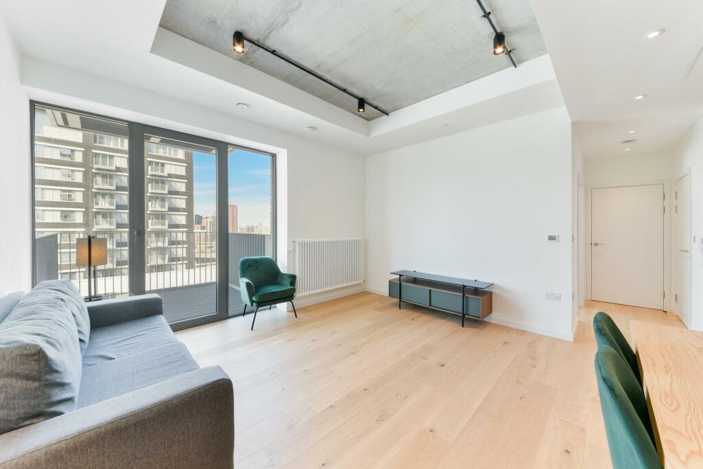1 bed Apartment for rent in Poplar. From JOHNS&CO - New Providence Wharf