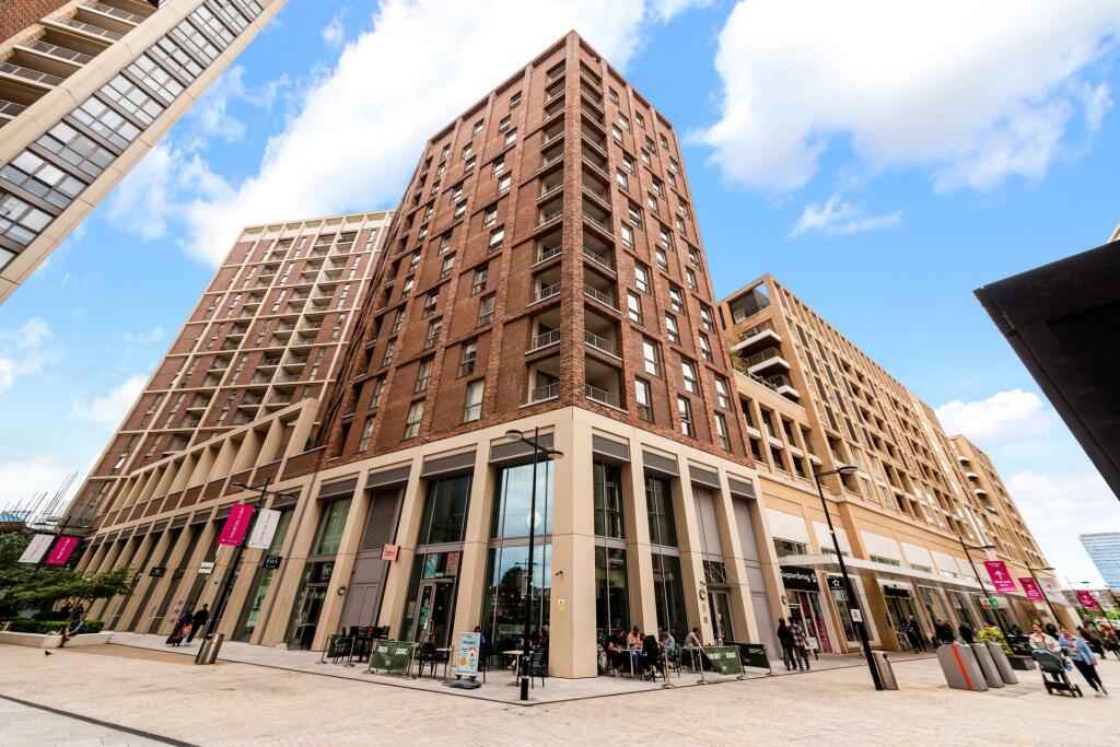 3 bed Apartment for rent in Poplar. From JOHNS&CO - New Providence Wharf