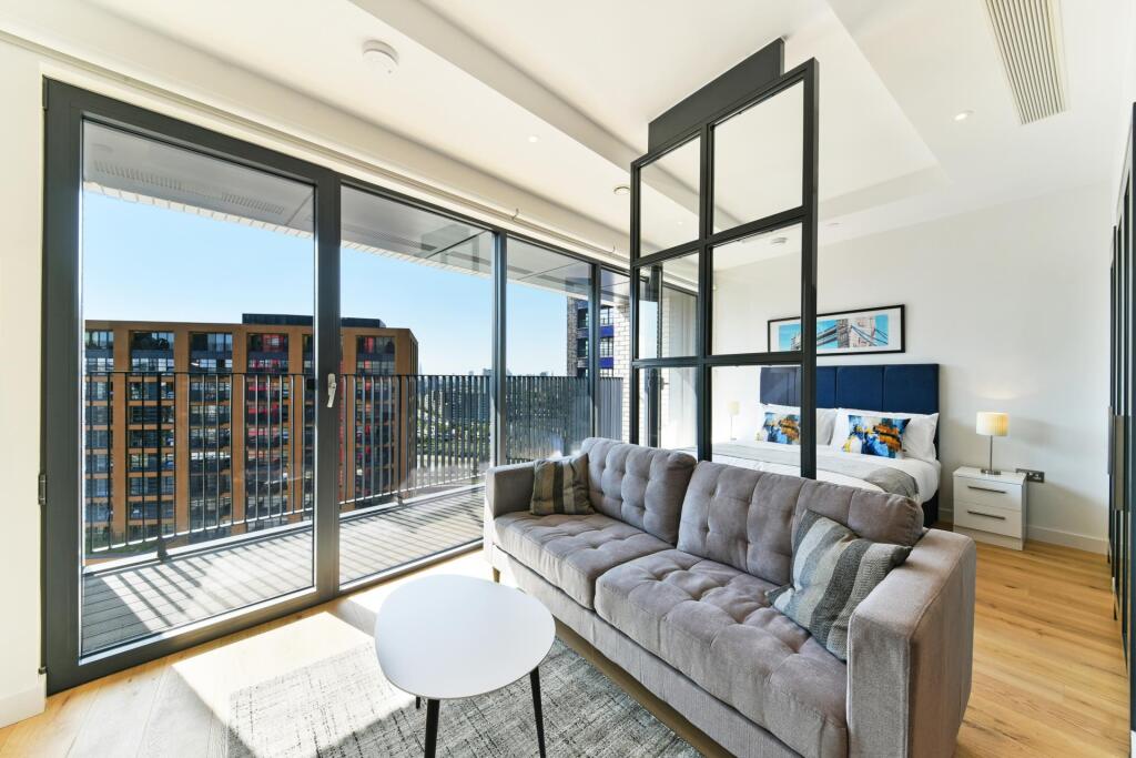 4 bed Apartment for rent in London. From JOHNS&CO - New Providence Wharf 4 bed Apartment for rent in London. From JOHNS&CO - New Providence Wharf