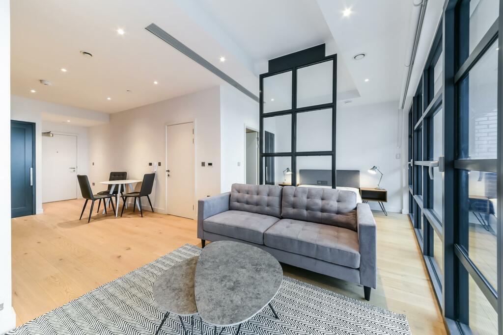 4 bed Apartment for rent in London. From JOHNS&CO - New Providence Wharf
